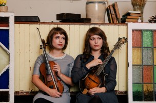 PriceSisters_CoverImage_AHeartNeverKnows_PhotoCredit_AmyRichmond